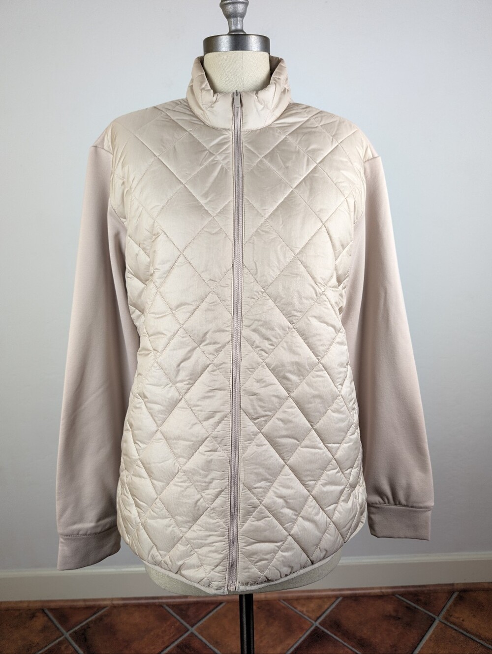 NWT adidas Women's Ultimate365 Quilted Golf Zip-Front Jacket in Champagne